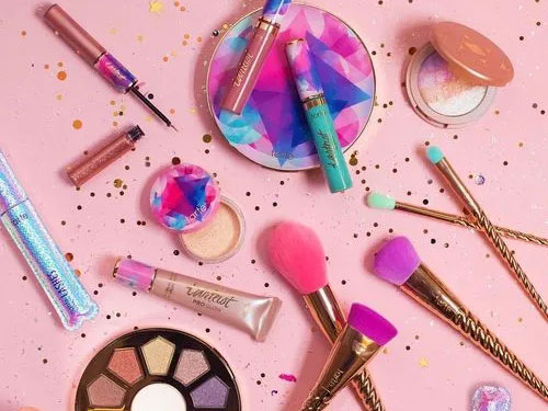 學彩妝有什么要求沒有的？怎么學彩妝？